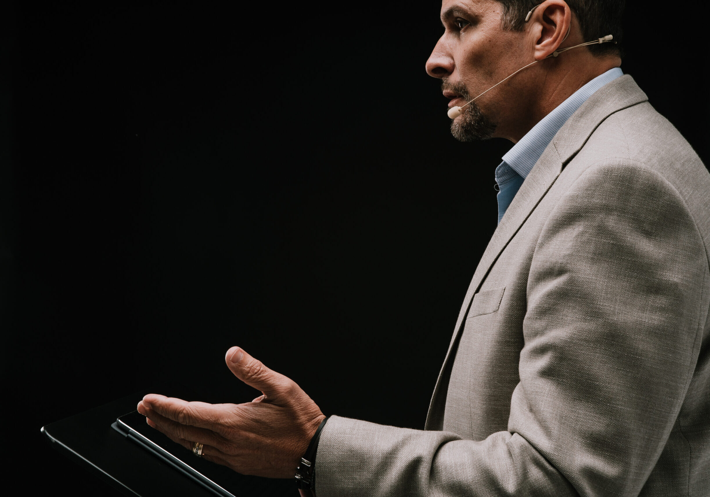 lightstock_482282_medium_james_maxwell