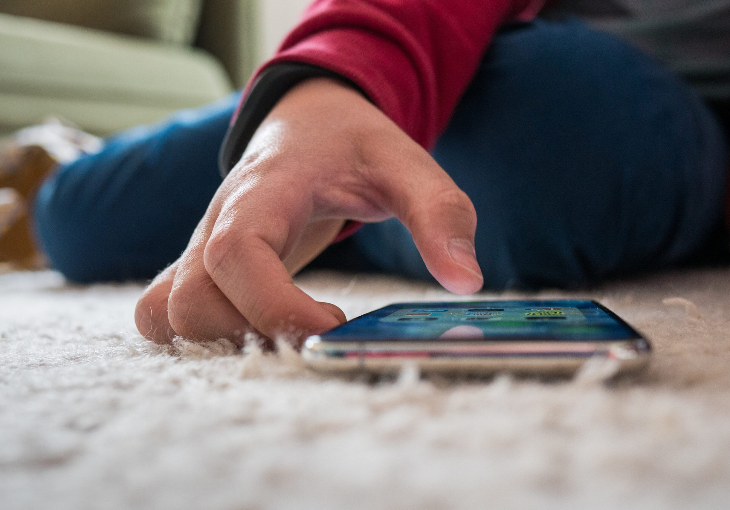 lightstock_634000_medium_james_maxwell